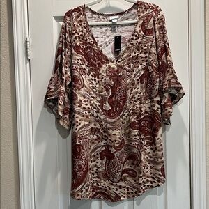 Avenue Red and Cream Paisley V-Neck Tunic